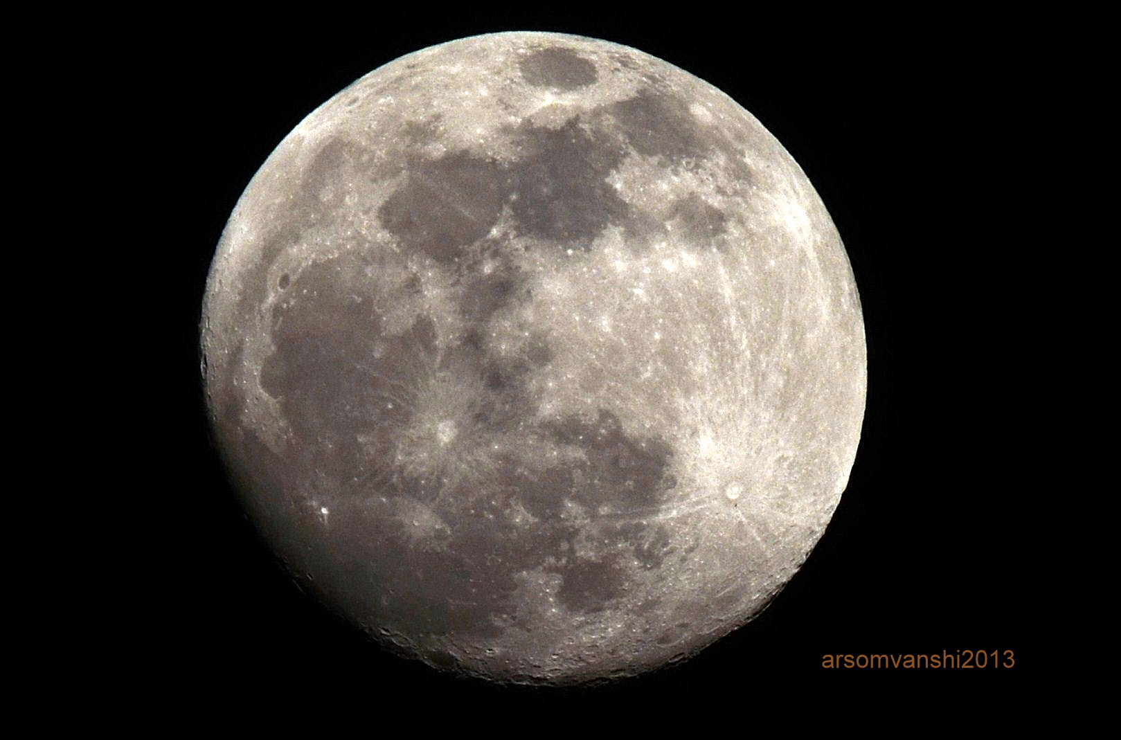 Title #Moon on May 23, 2013